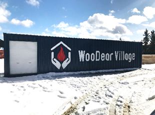 WooDear Village 倉庫（薪ストーブ村）